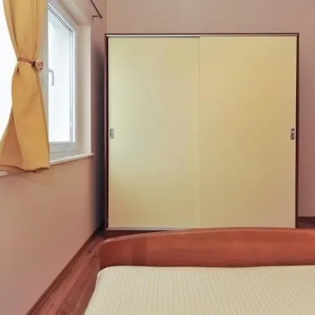 Studio Fur 4 Personen Ca 45 Qm In Srima, Dalmatien Norddalmatien - B60476 شقة سريما
